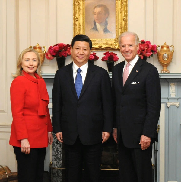 Clinton_and_Biden_meet_Xi_Jinping.jpg