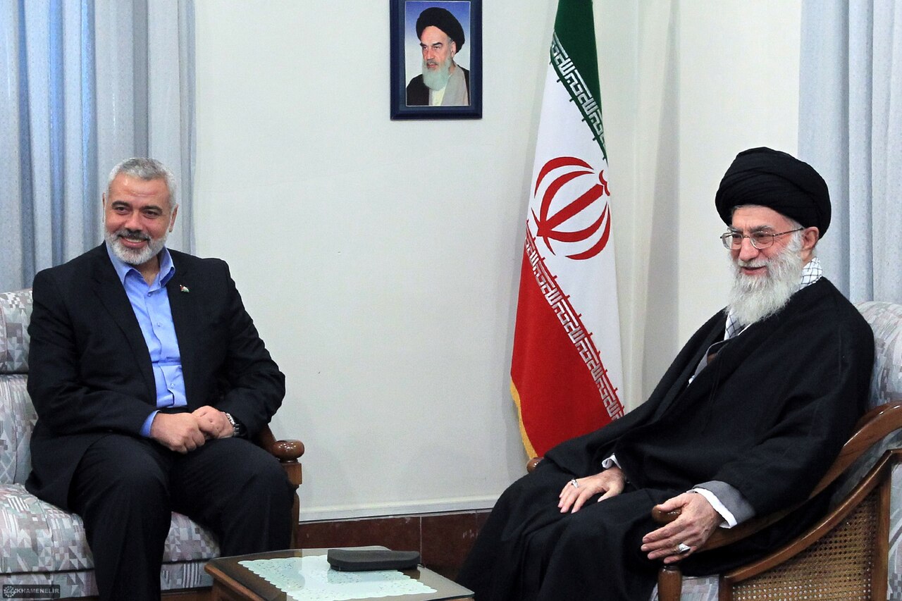 1280px-Hamas_leader_Ismail_Haniyeh_meeting_Iranian_Supreme_Leader_Ali_Khamenei.jpg